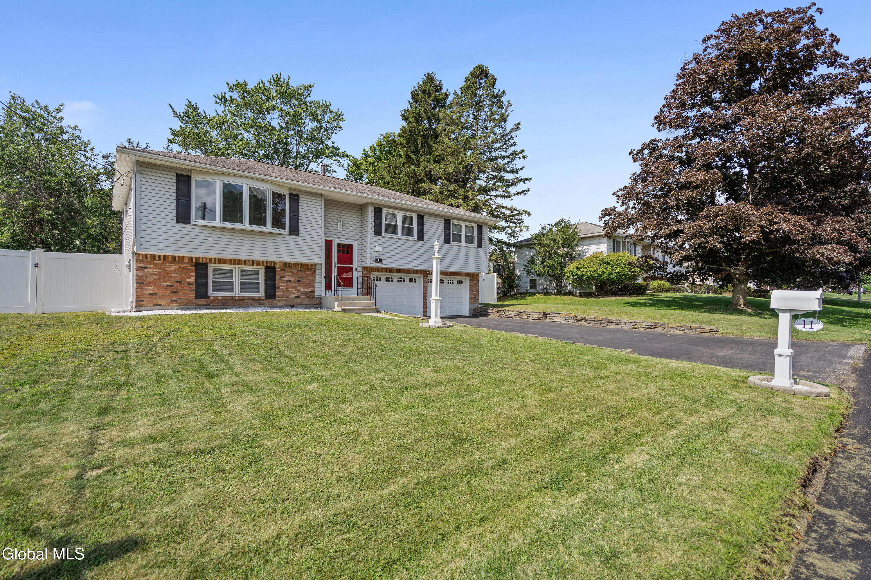 11 Driftwood Drive Albany NY 12205