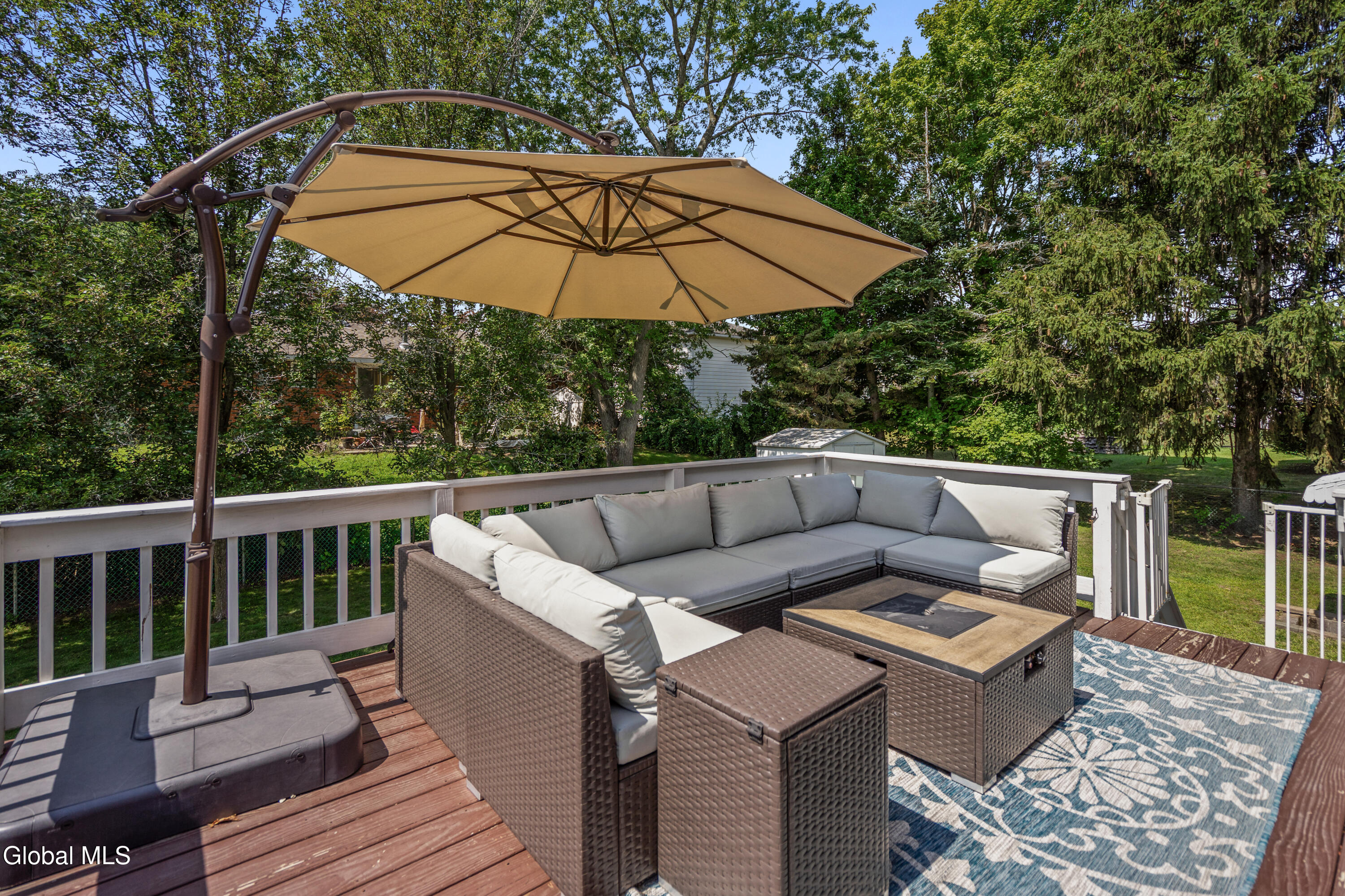 11 Driftwood Drive Albany NY 12205
