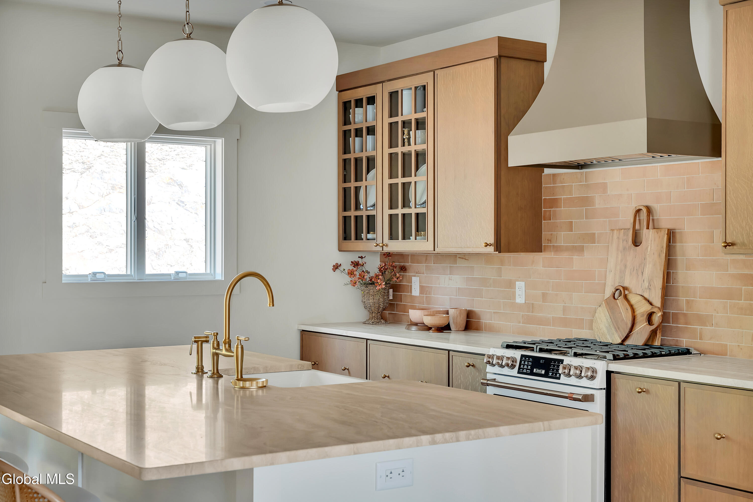 17 Woodland Hill Road Wynantskill NY 12198