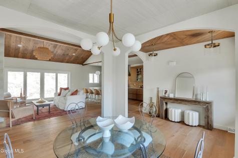 17 Woodland Hill Road Wynantskill NY 12198