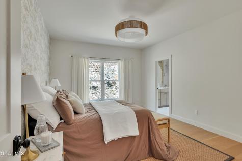 17 Woodland Hill Road Wynantskill NY 12198