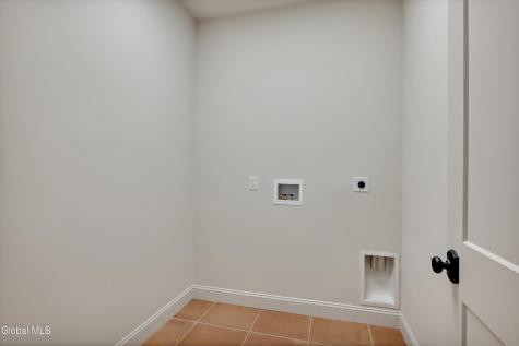 17 Woodland Hill Road Wynantskill NY 12198