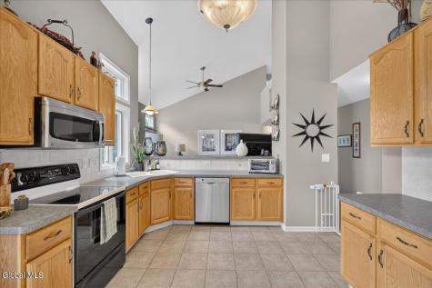 13 Bergen Woods Drive Colonie NY 12047