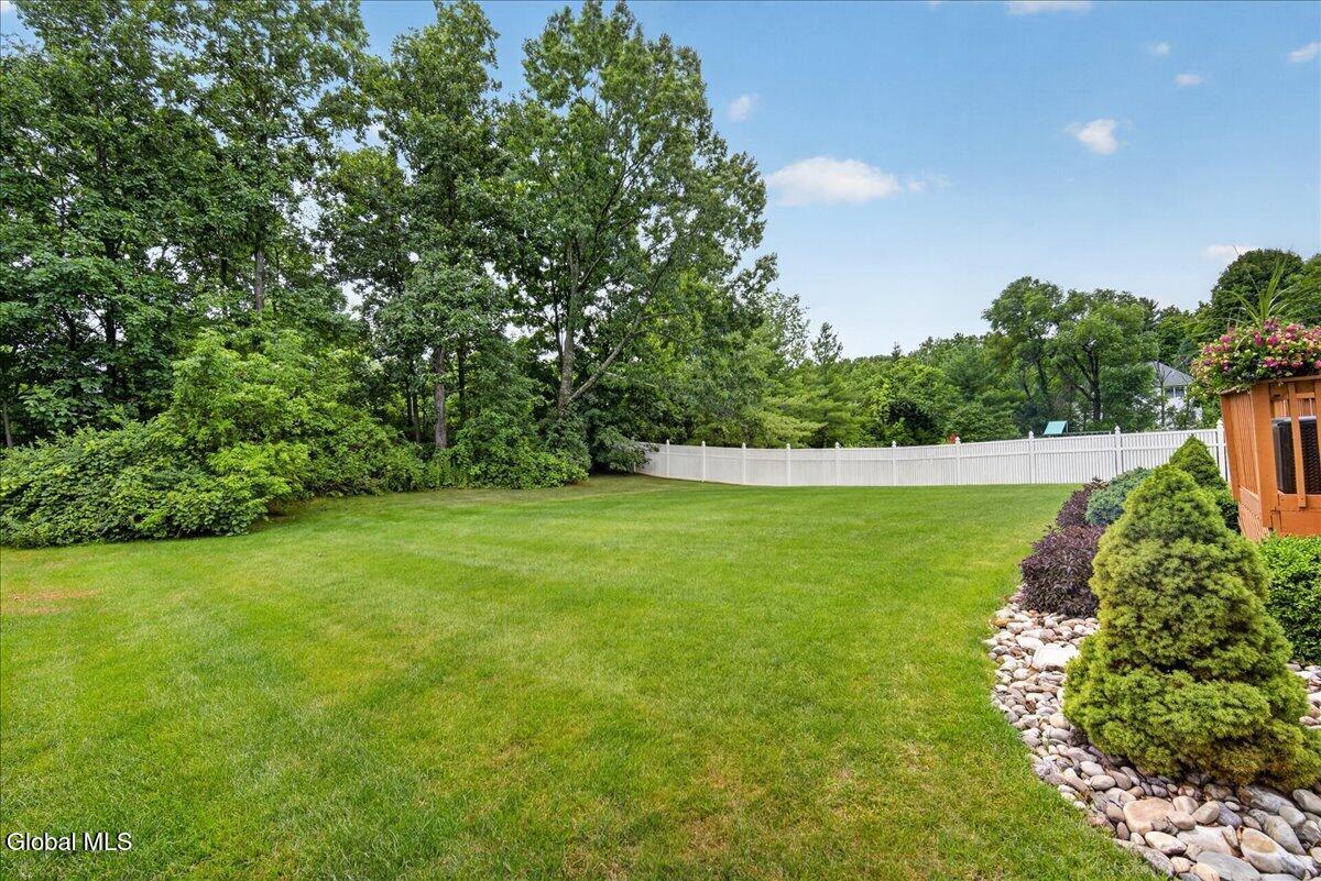 13 Bergen Woods Drive Colonie NY 12047