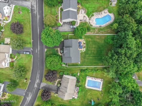 13 Bergen Woods Drive Colonie NY 12047