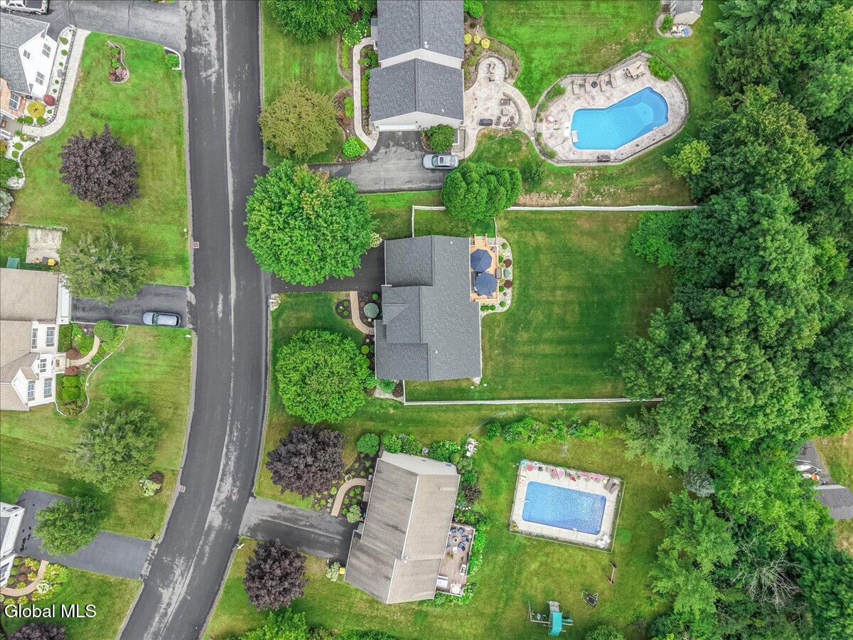 13 Bergen Woods Drive Colonie NY 12047