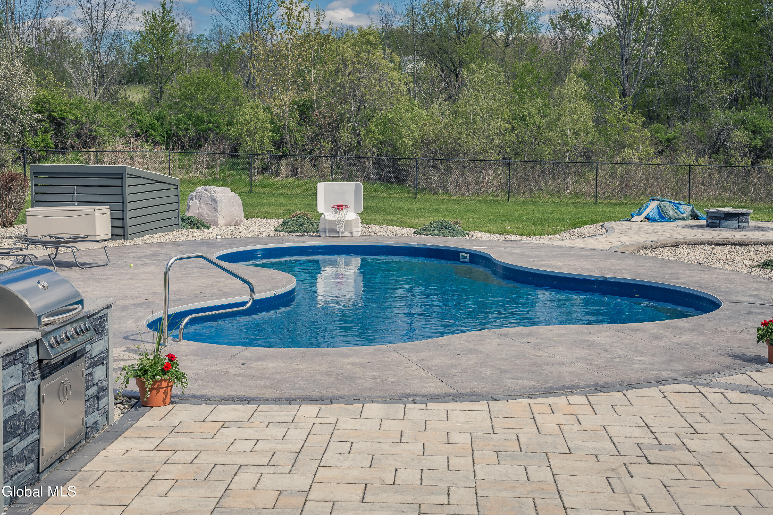 917 Mcdonald Drive Amsterdam NY 12070