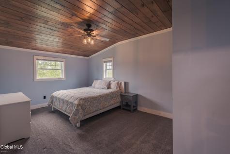 917 Mcdonald Drive Amsterdam NY 12070