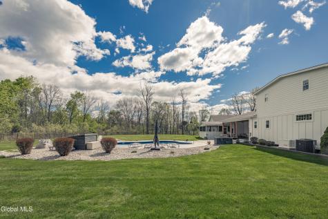 917 Mcdonald Drive Amsterdam NY 12070