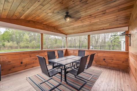 917 Mcdonald Drive Amsterdam NY 12070