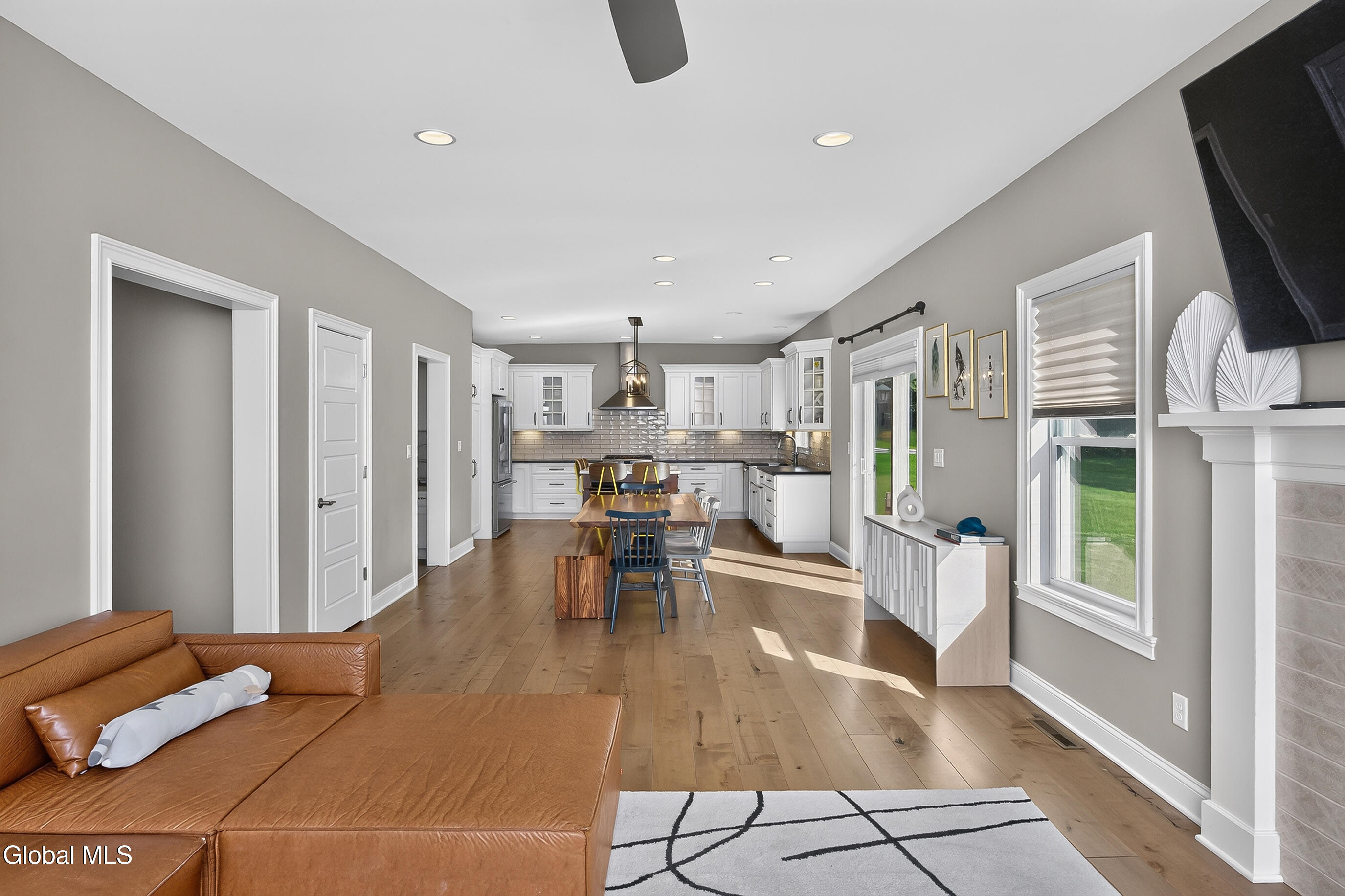 6 Wyatts Circle Rensselaer NY 12144