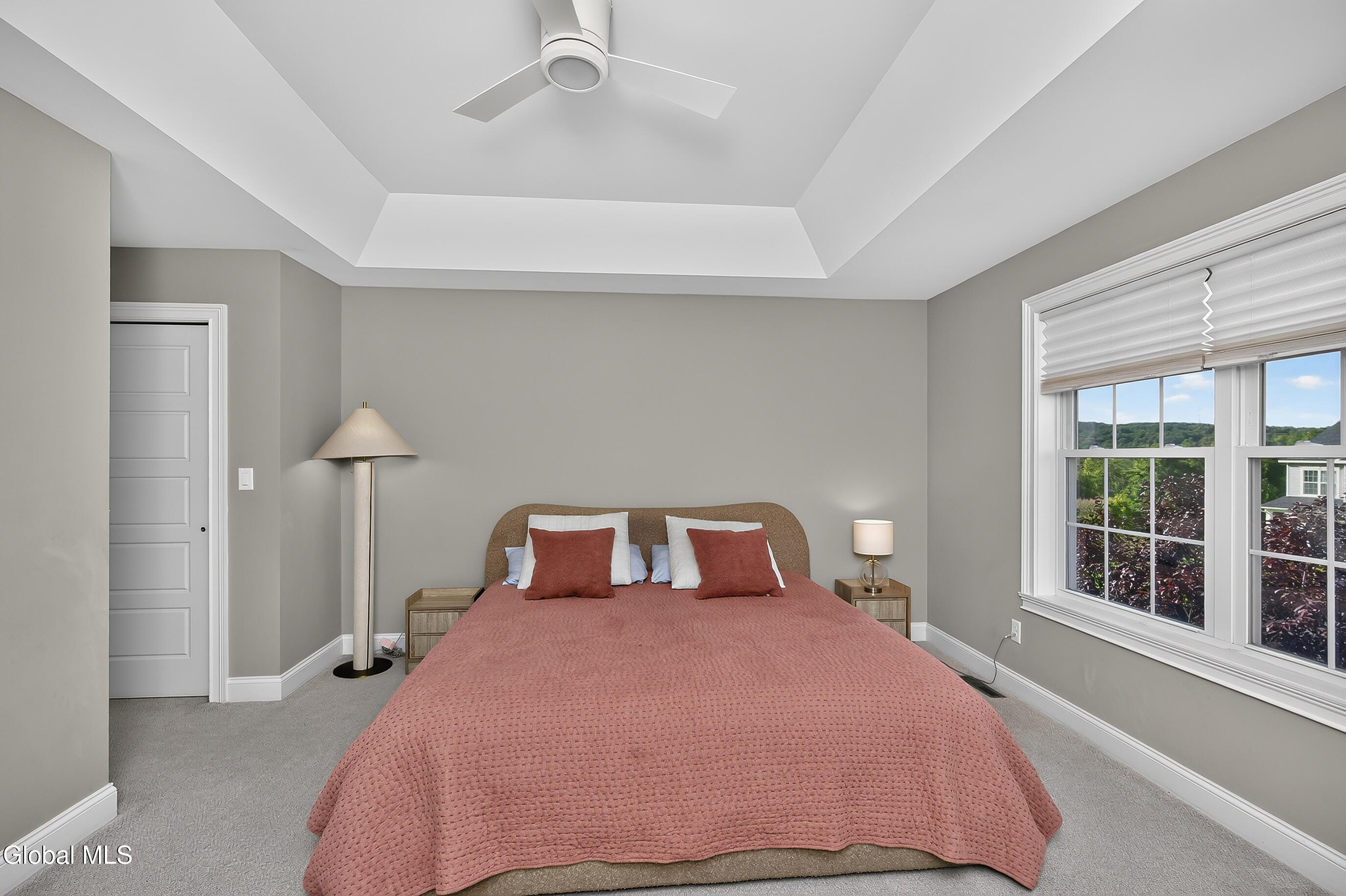 6 Wyatts Circle Rensselaer NY 12144