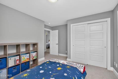 6 Wyatts Circle Rensselaer NY 12144