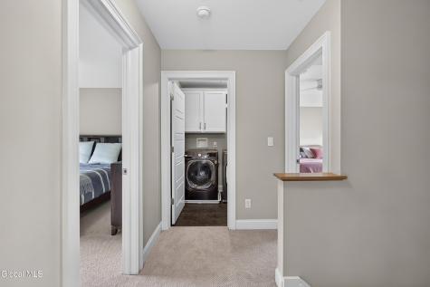 6 Wyatts Circle Rensselaer NY 12144