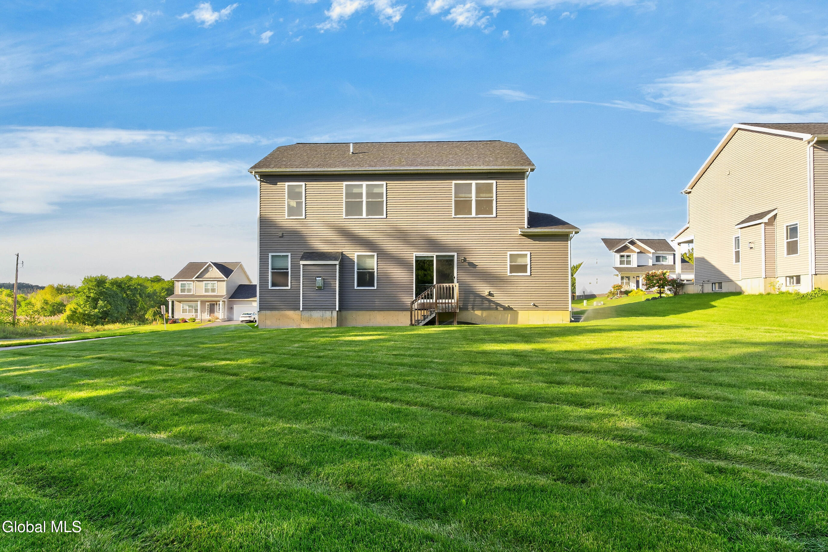 6 Wyatts Circle Rensselaer NY 12144