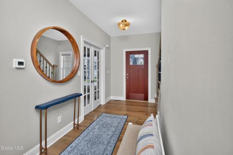 6 Wyatts Circle Rensselaer NY 12144