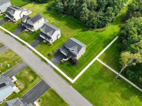 6 Wyatts Circle Rensselaer NY 12144