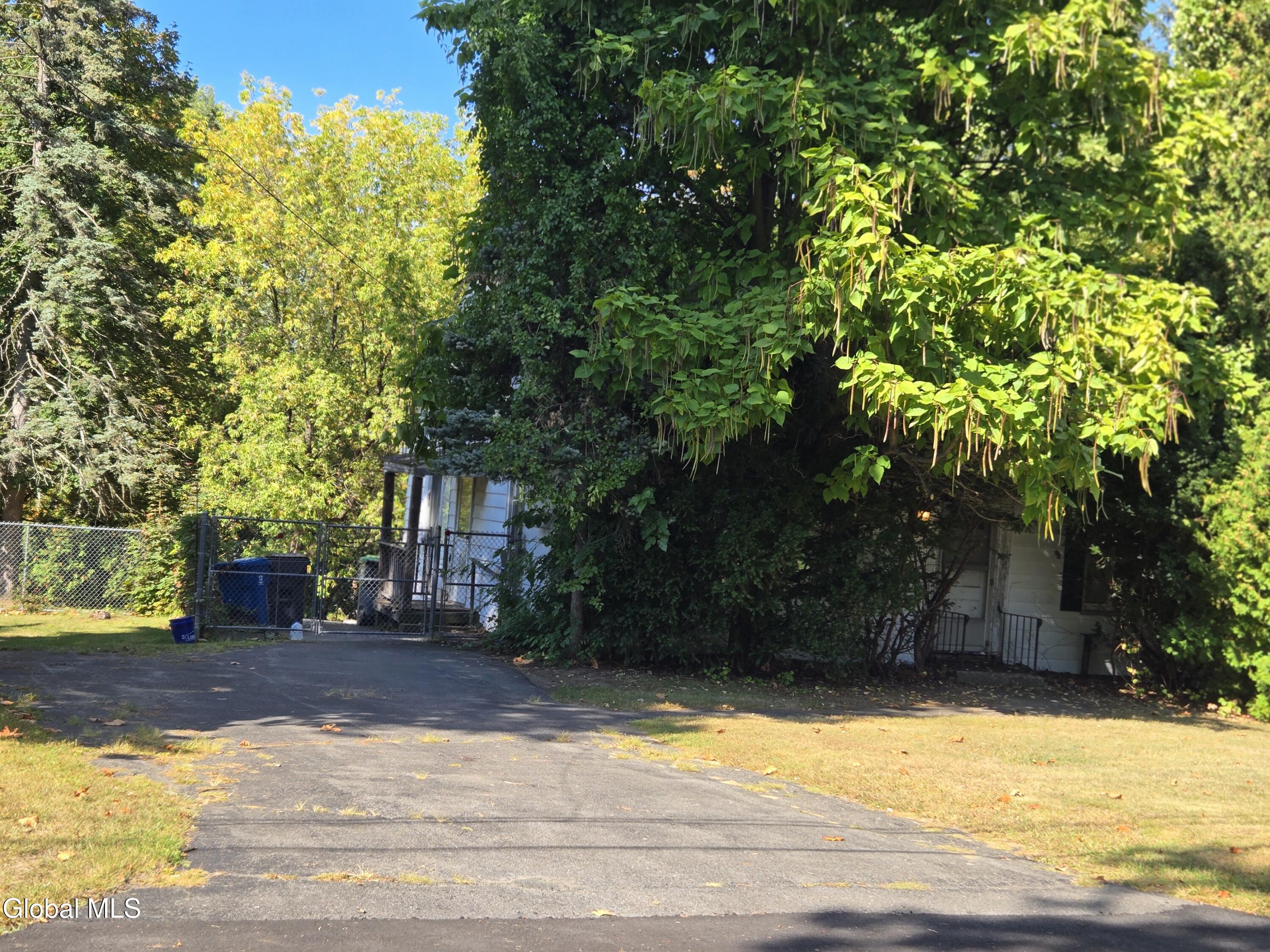 14 Meadow Lane Colonie NY 12110