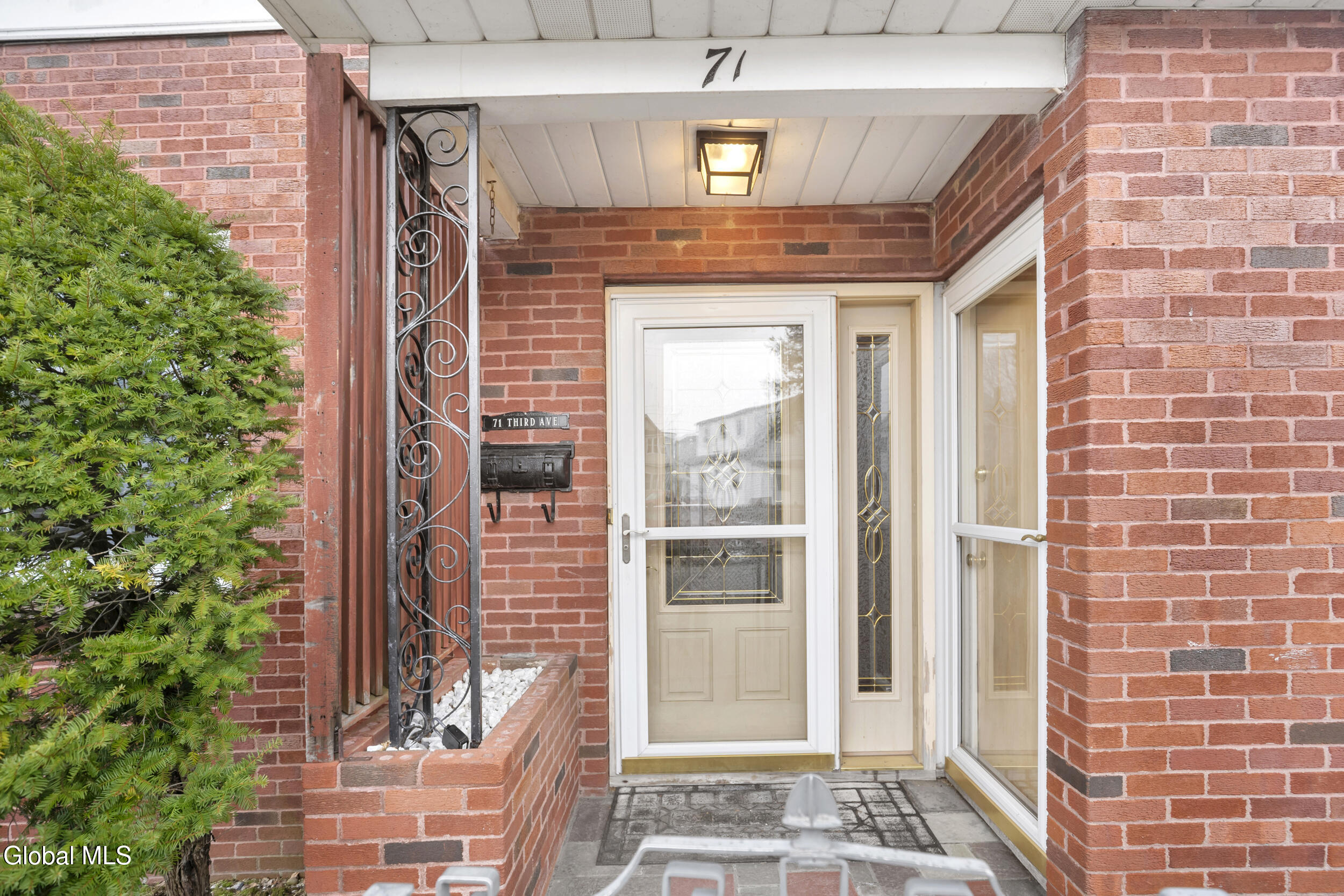 71 3rd Avenue Waterford NY 12188