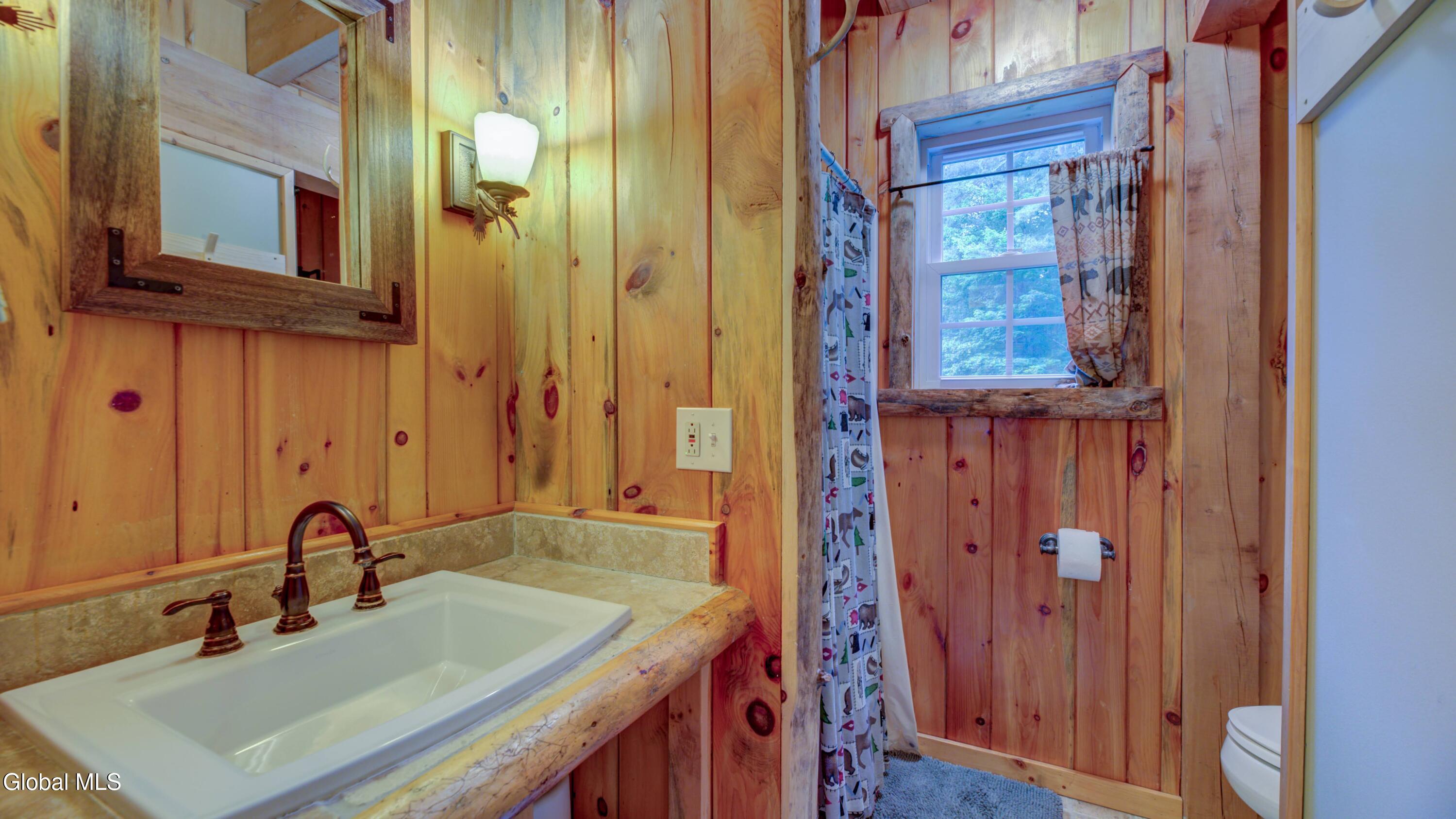 108 Pedrick Road Gloversville NY 12078