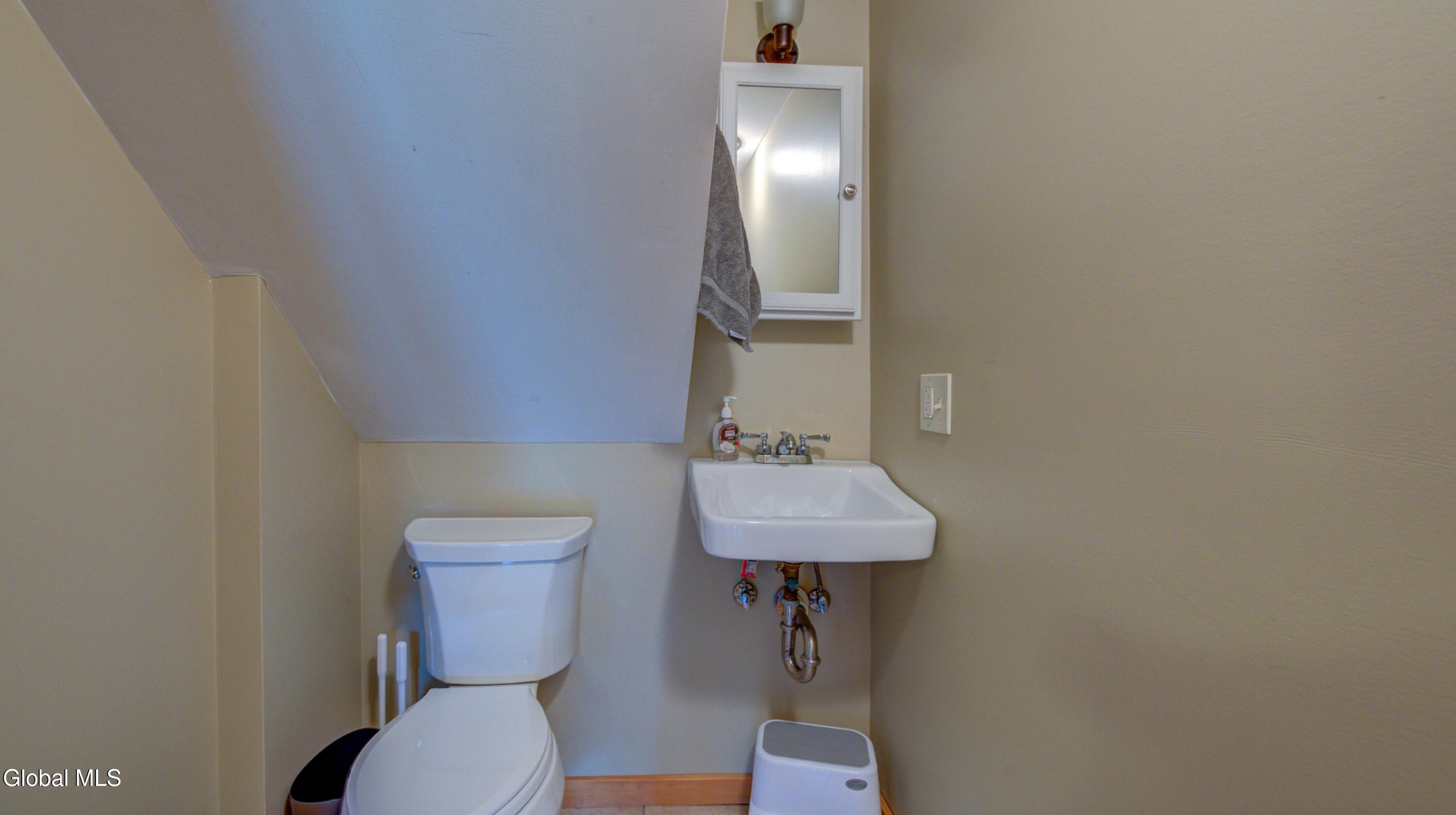 108 Pedrick Road Gloversville NY 12078