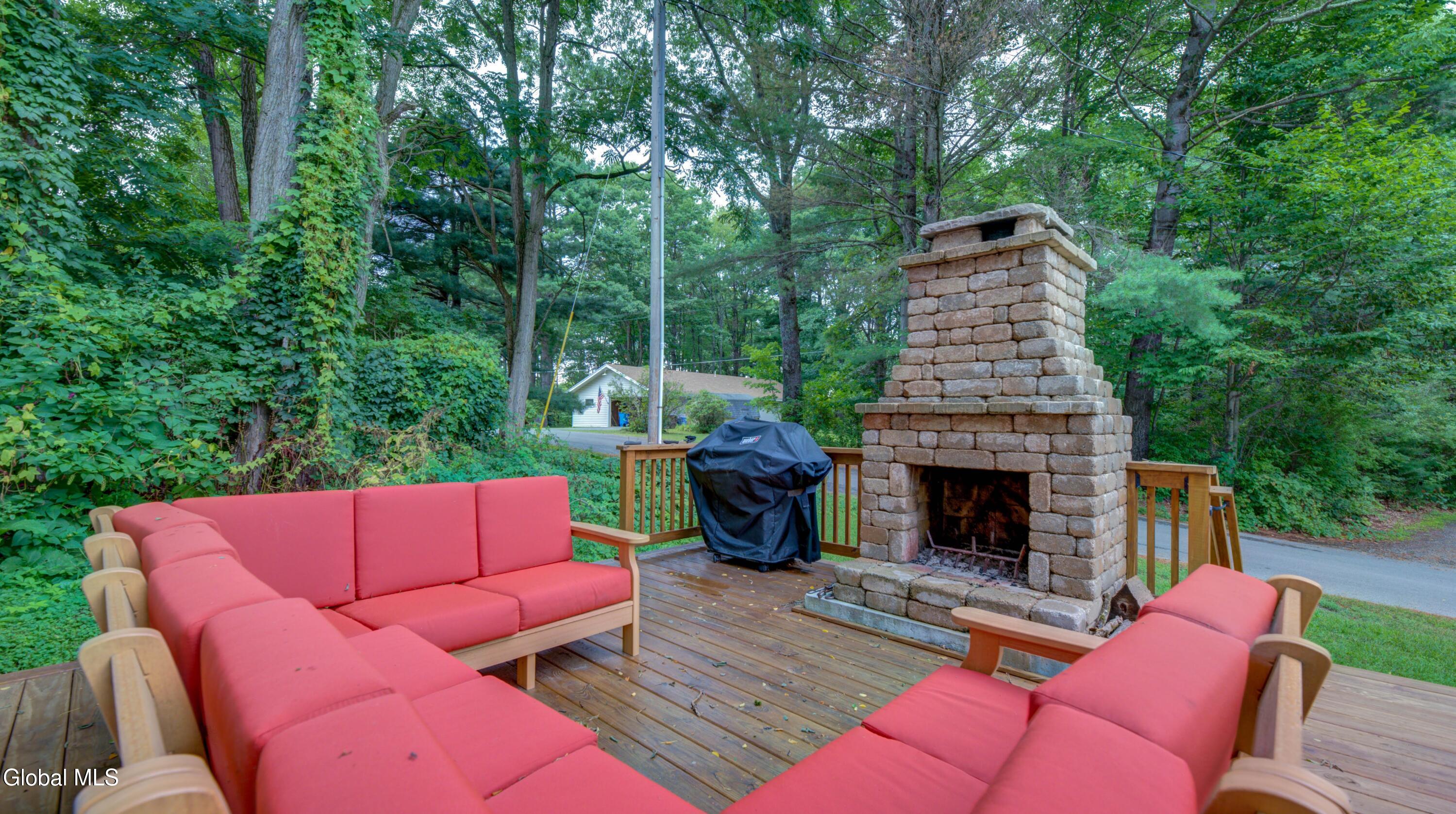 108 Pedrick Road Gloversville NY 12078