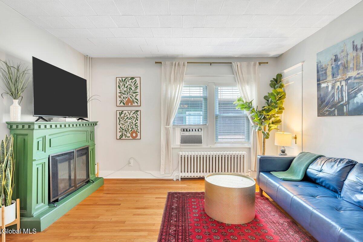 942 Myrtle Avenue Albany NY 12208