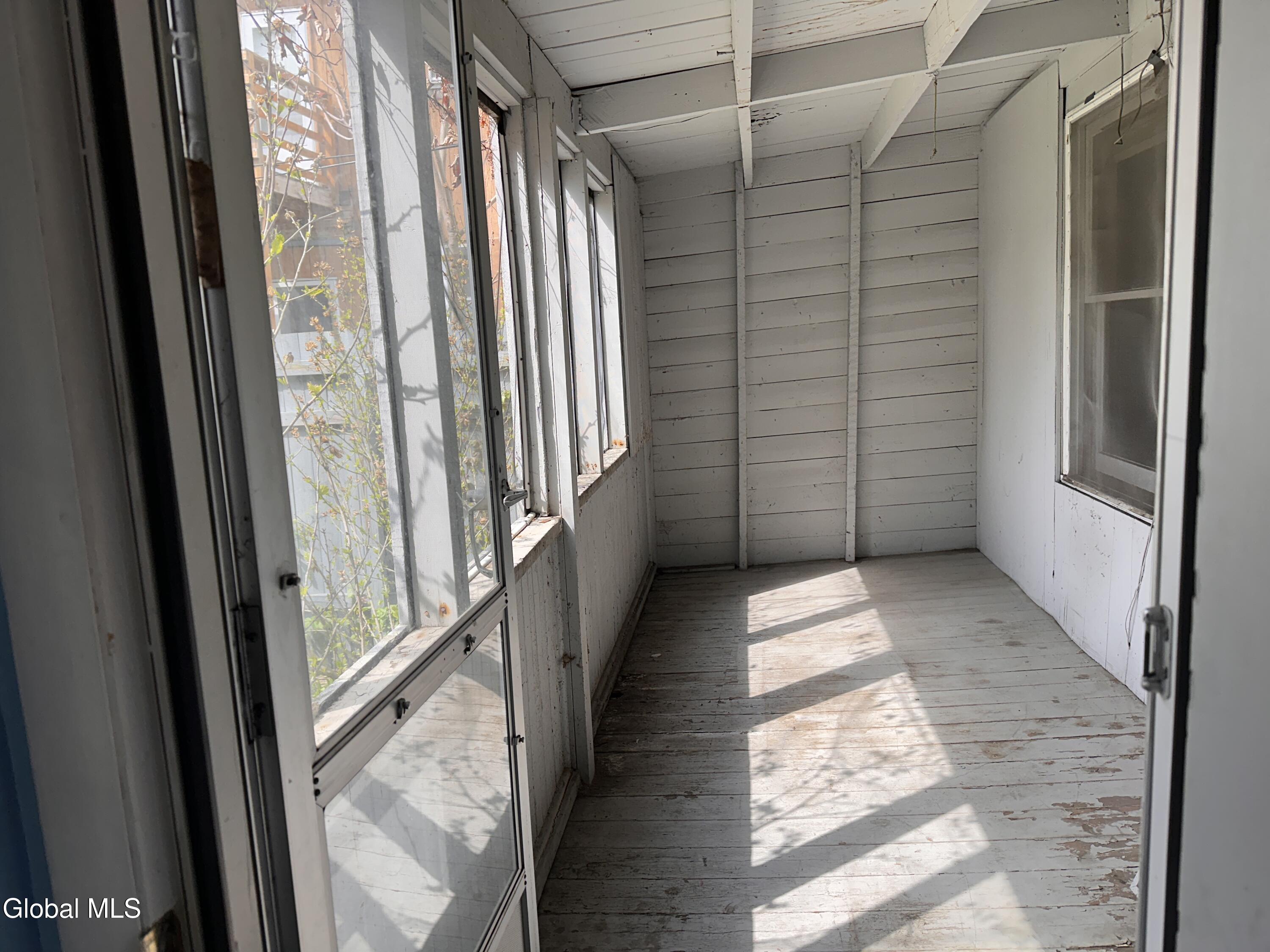 393 3rd Street Troy NY 12180