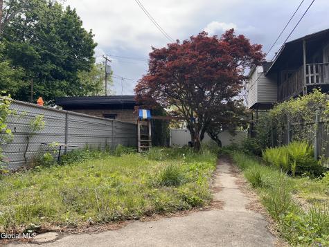 393 3rd Street Troy NY 12180
