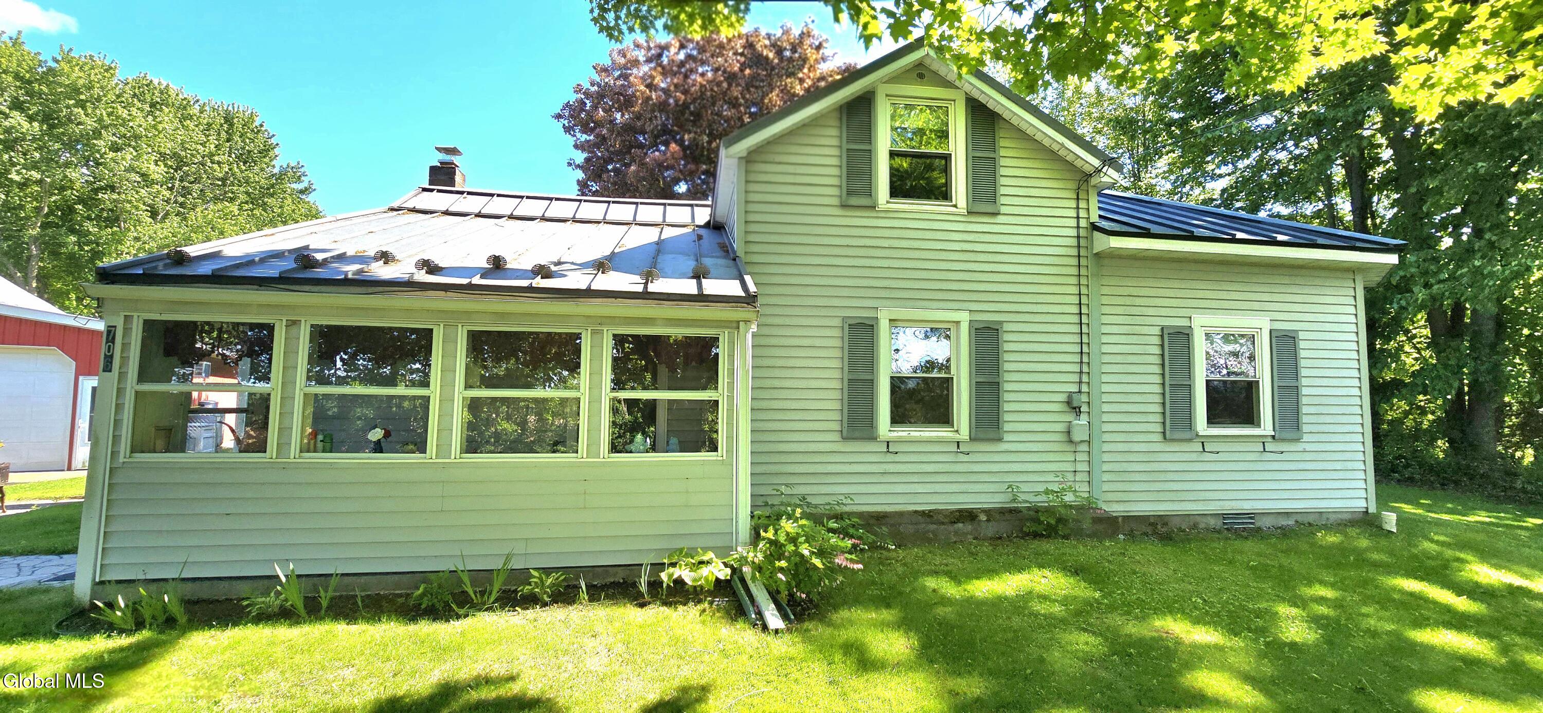706 E Lykers Road Sprakers NY 12166