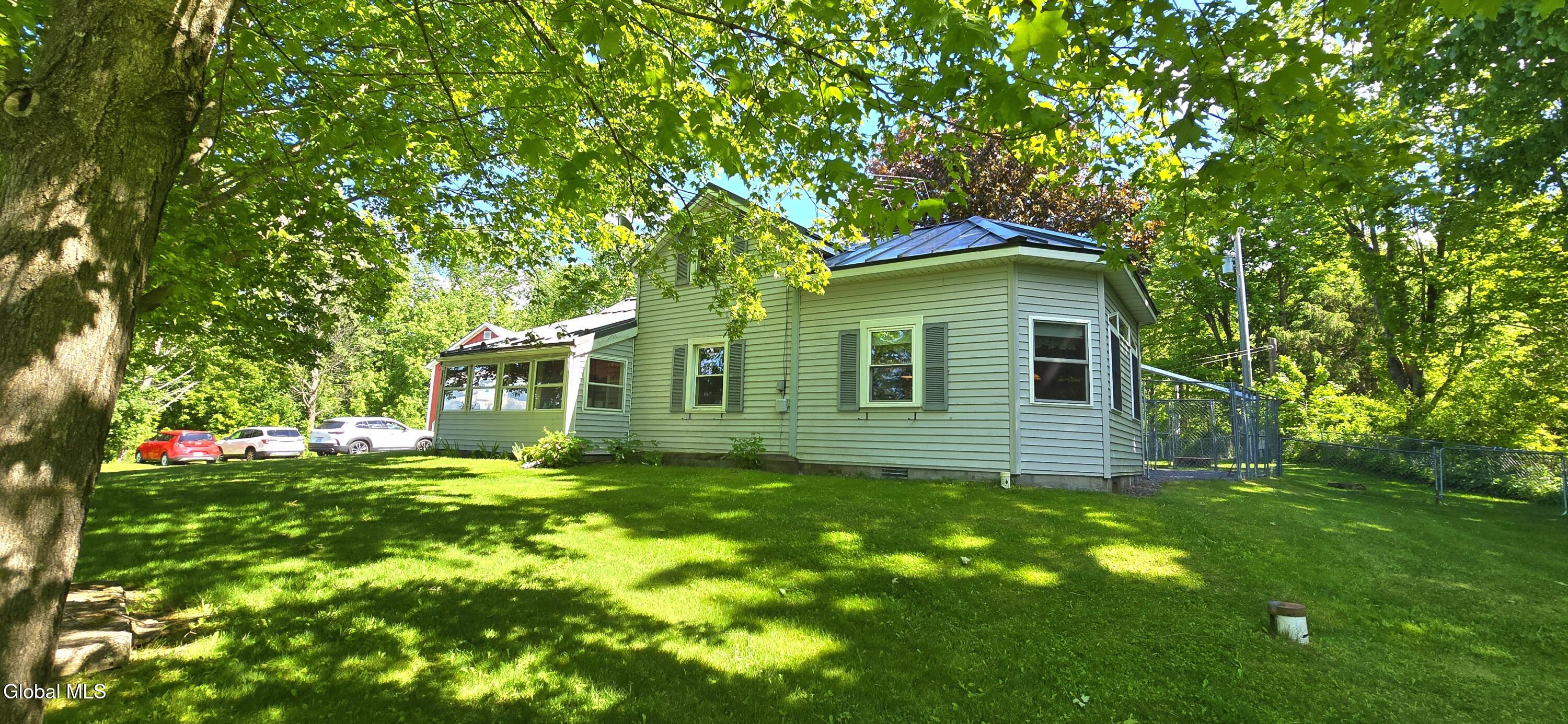 706 E Lykers Road Sprakers NY 12166