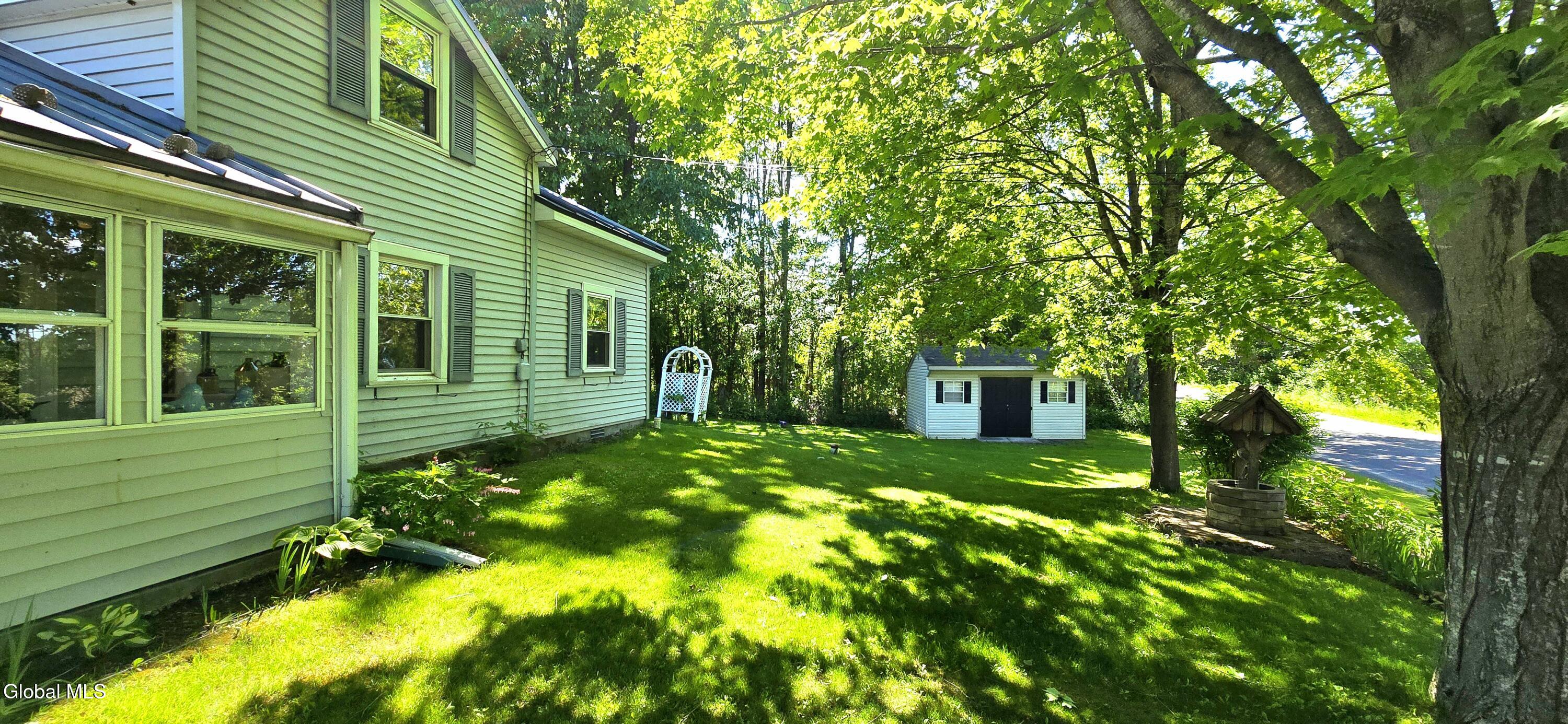 706 E Lykers Road Sprakers NY 12166