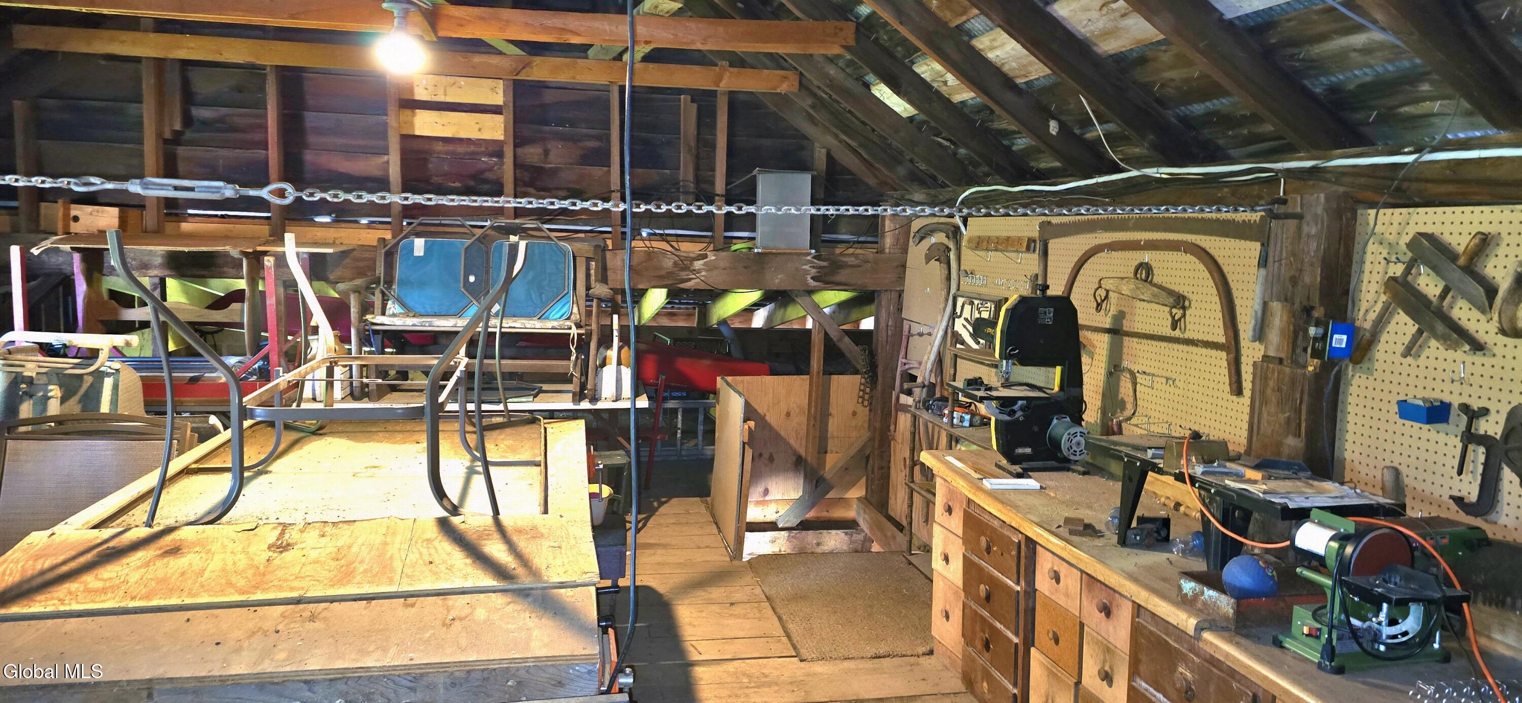 706 E Lykers Road Sprakers NY 12166