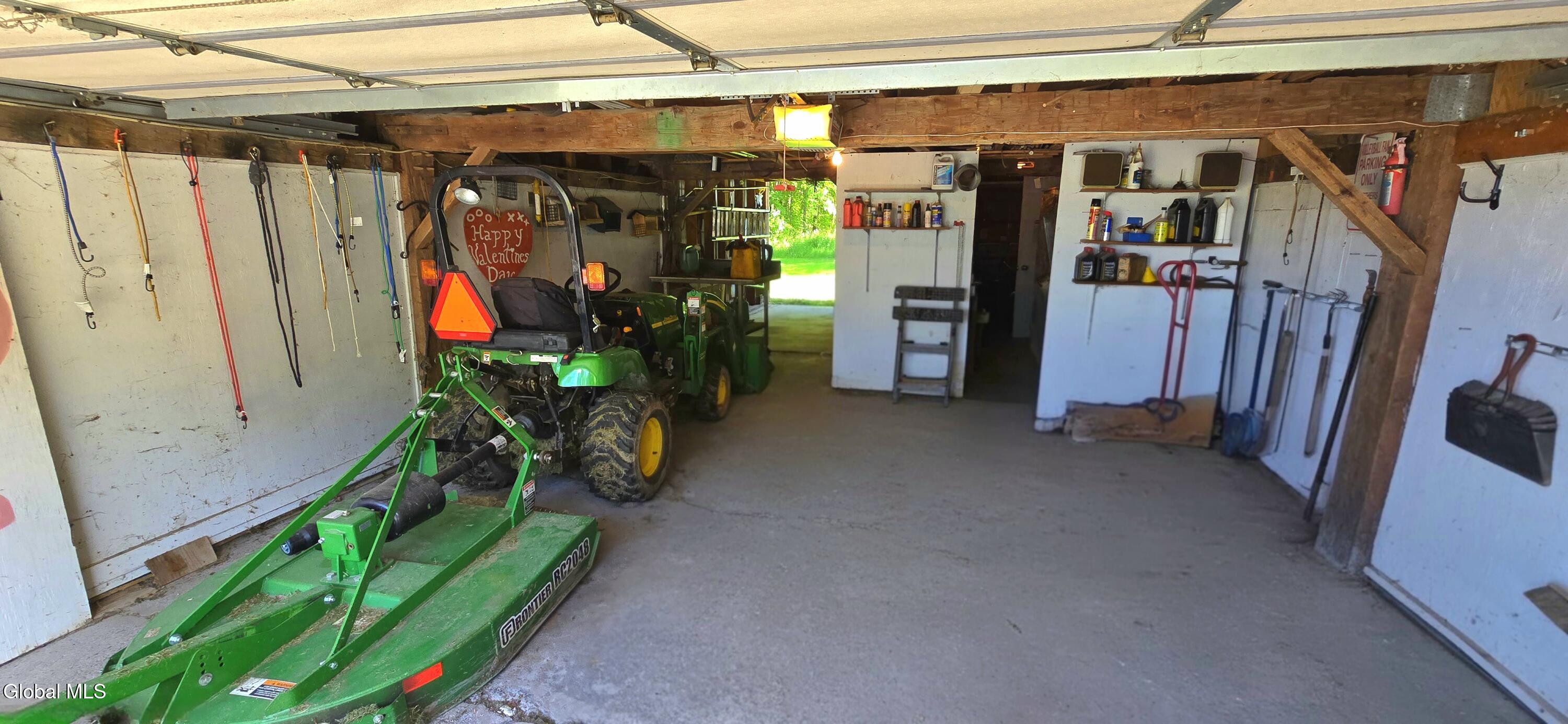 706 E Lykers Road Sprakers NY 12166