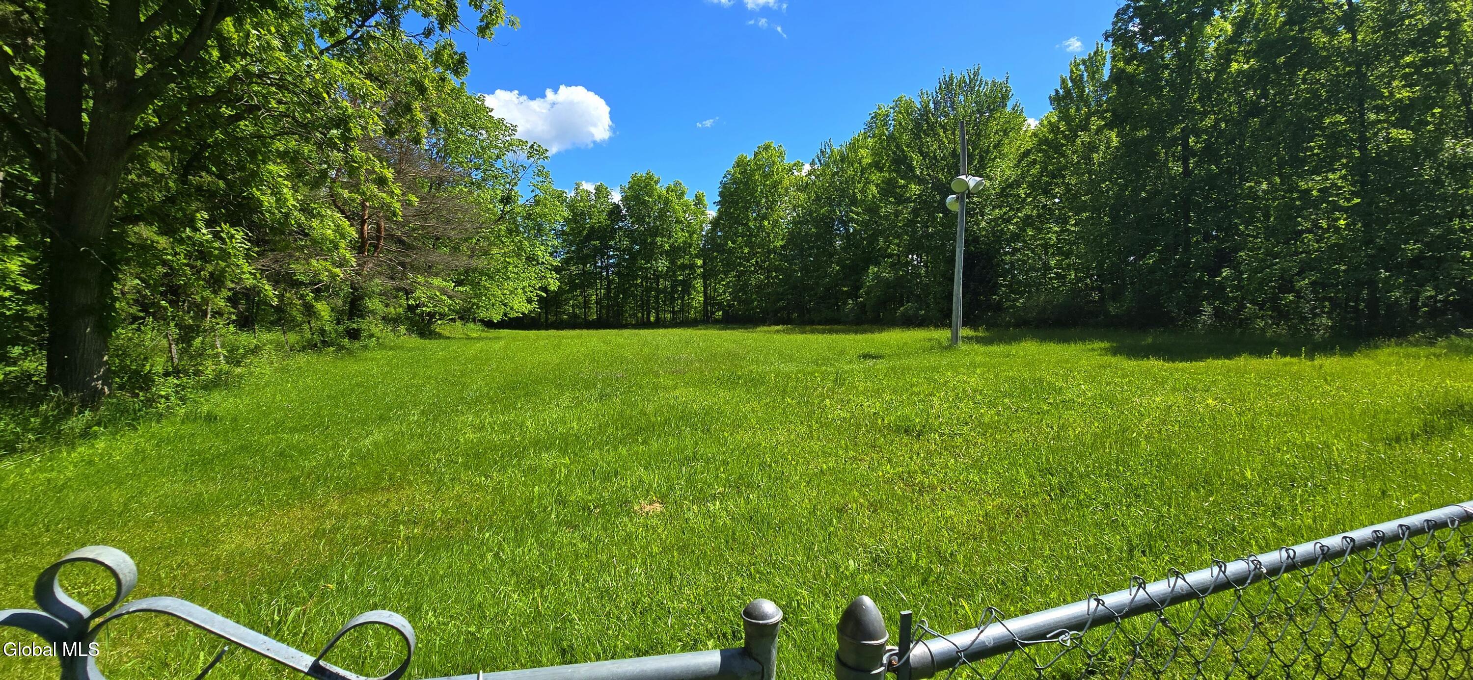 706 E Lykers Road Sprakers NY 12166