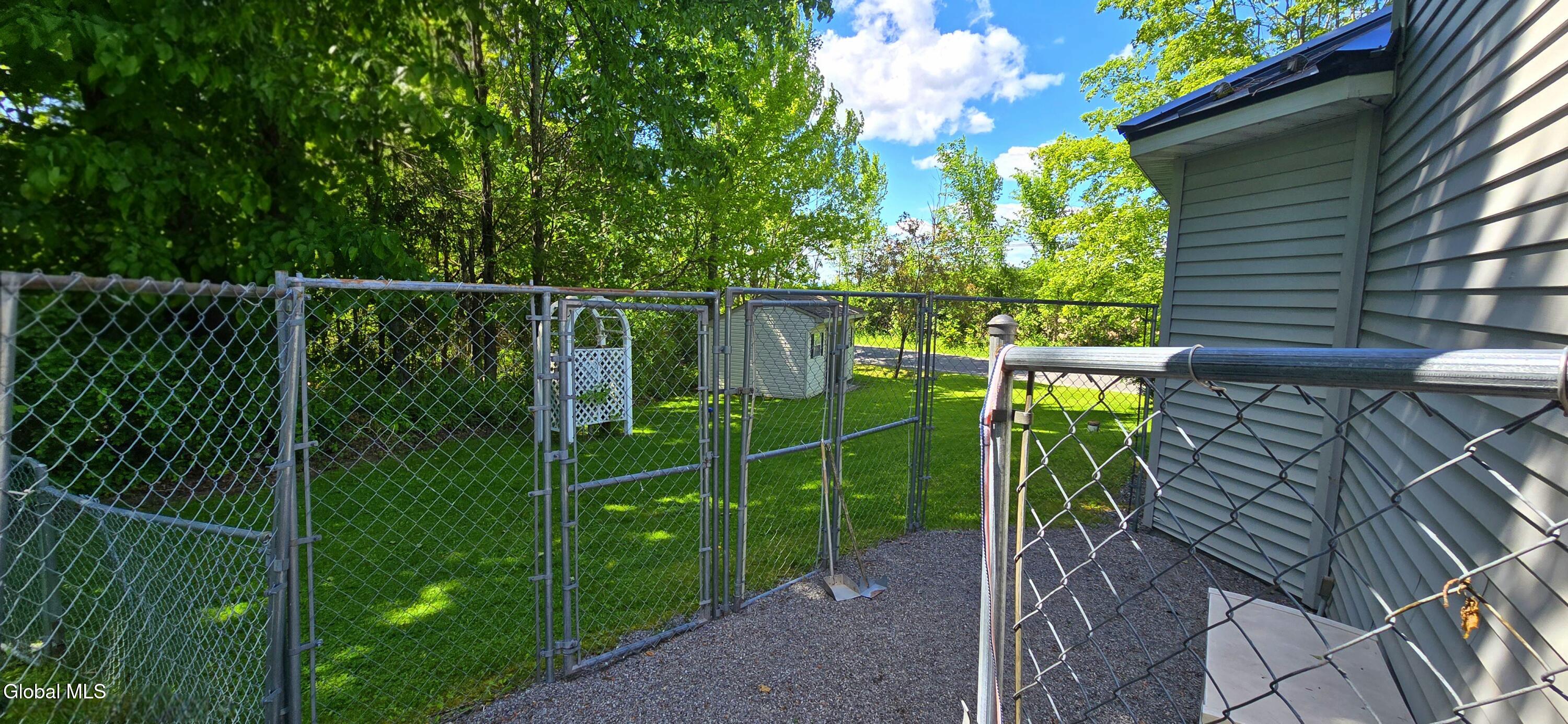 706 E Lykers Road Sprakers NY 12166