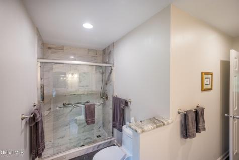 71 Orchardview Drive Halfmoon NY 12065