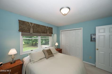 71 Orchardview Drive Halfmoon NY 12065