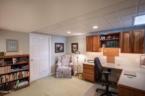 71 Orchardview Drive Halfmoon NY 12065