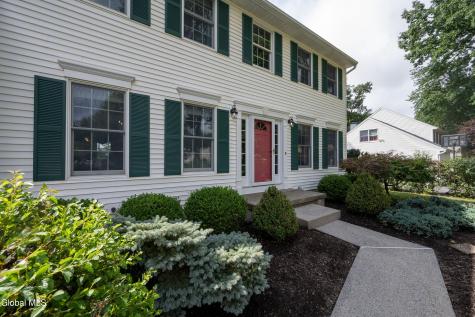 71 Orchardview Drive Halfmoon NY 12065