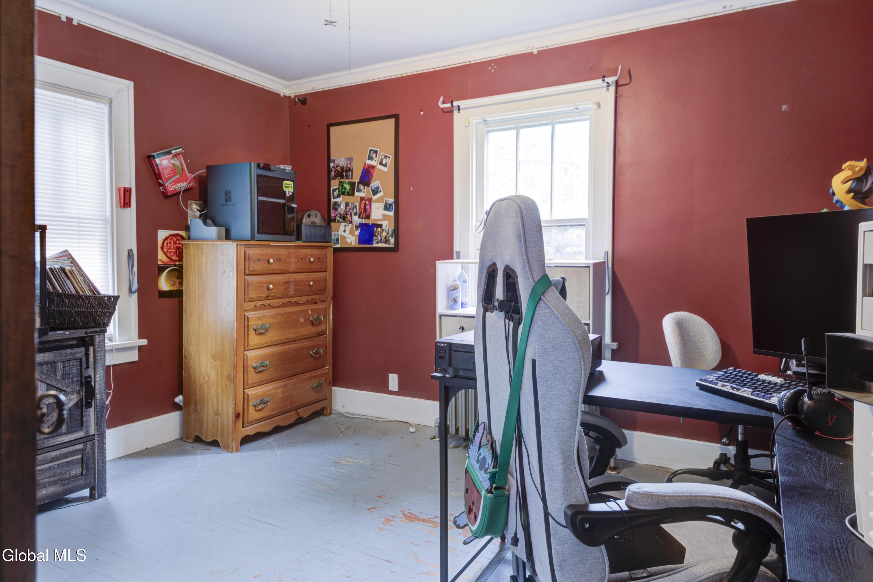 138 5th Avenue Gloversville NY 12078