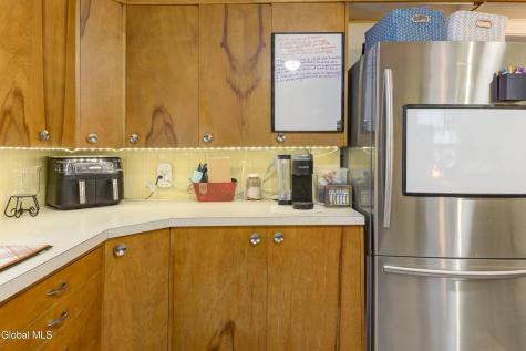 138 5th Avenue Gloversville NY 12078