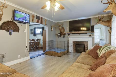 138 5th Avenue Gloversville NY 12078