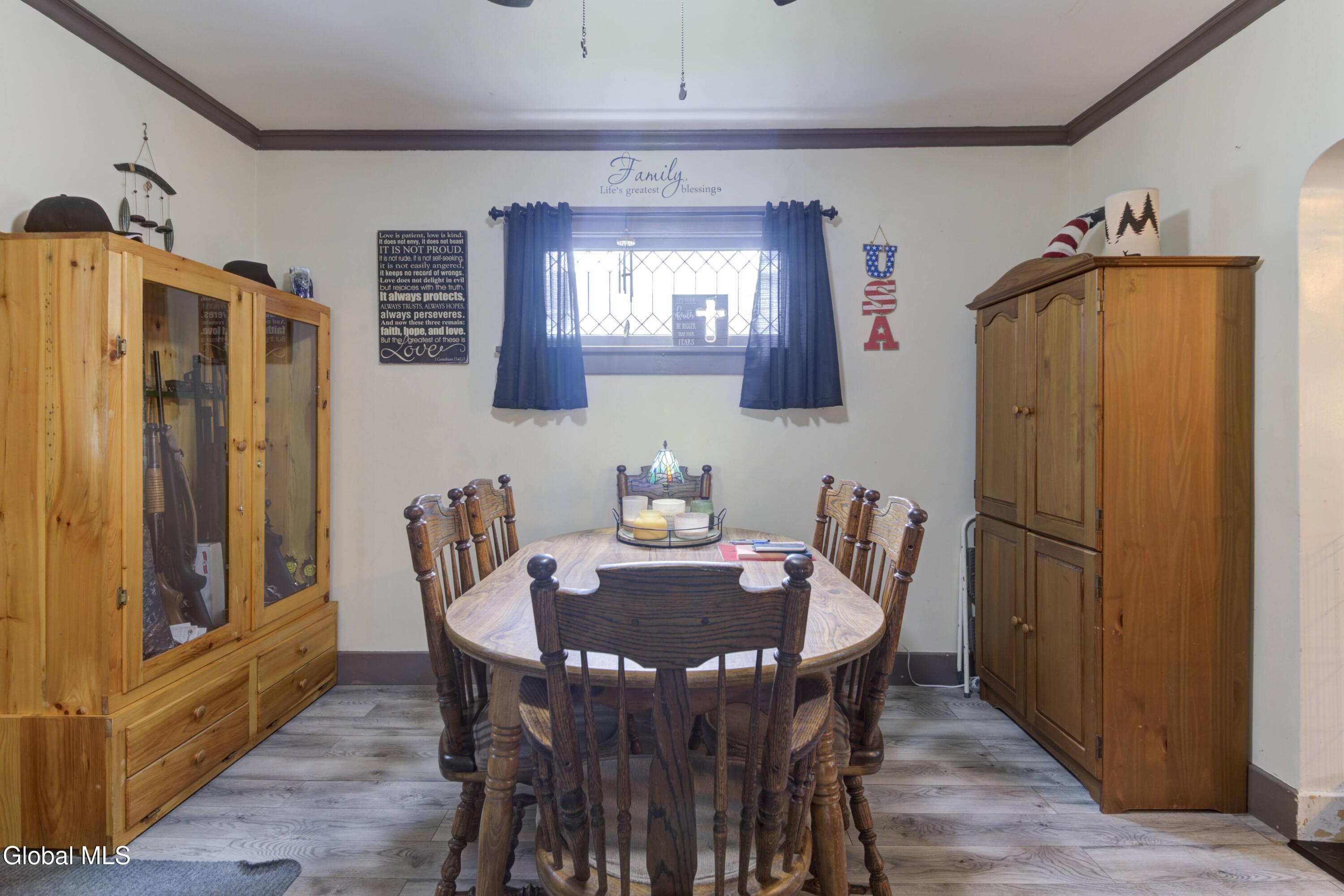 138 5th Avenue Gloversville NY 12078