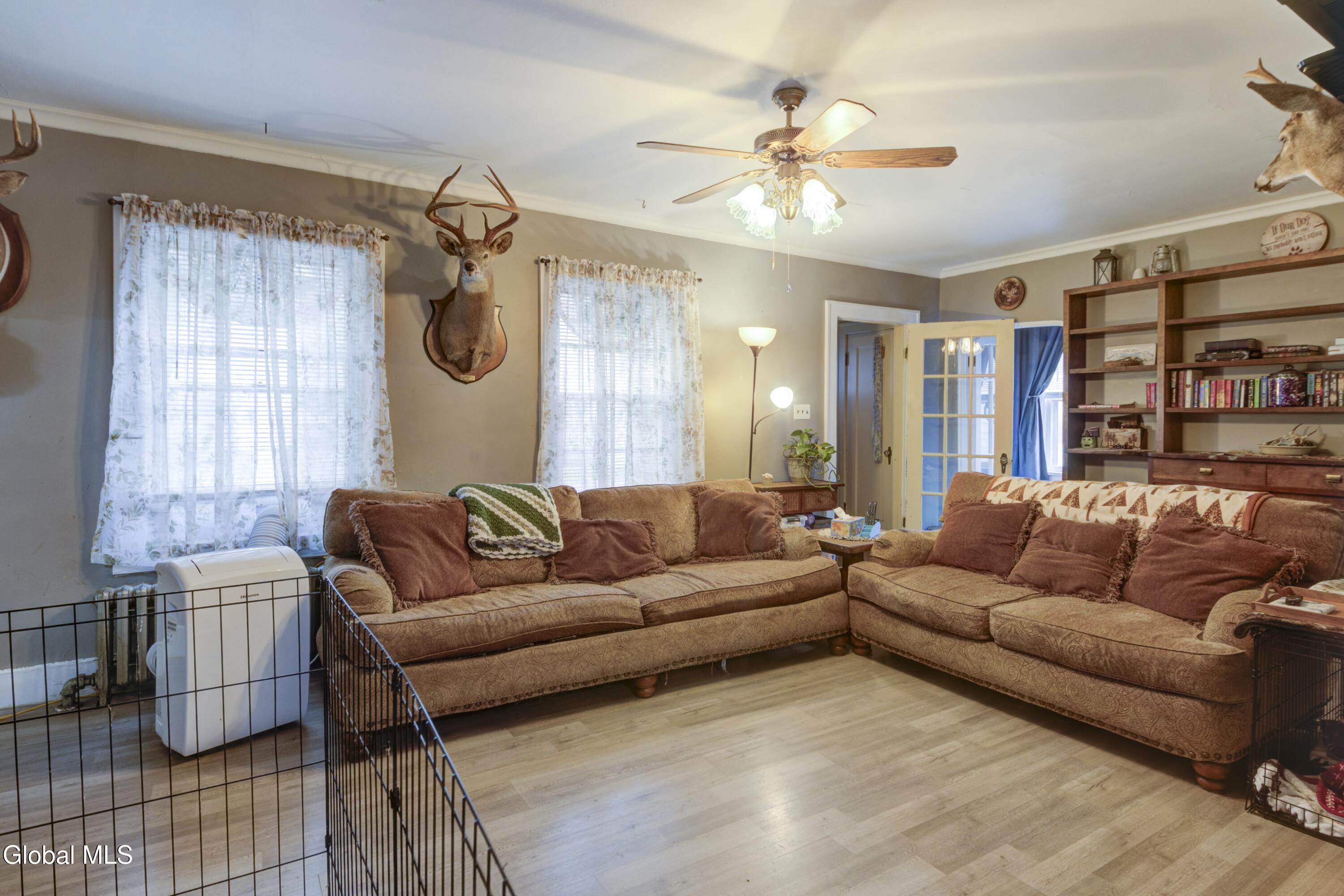 138 5th Avenue Gloversville NY 12078