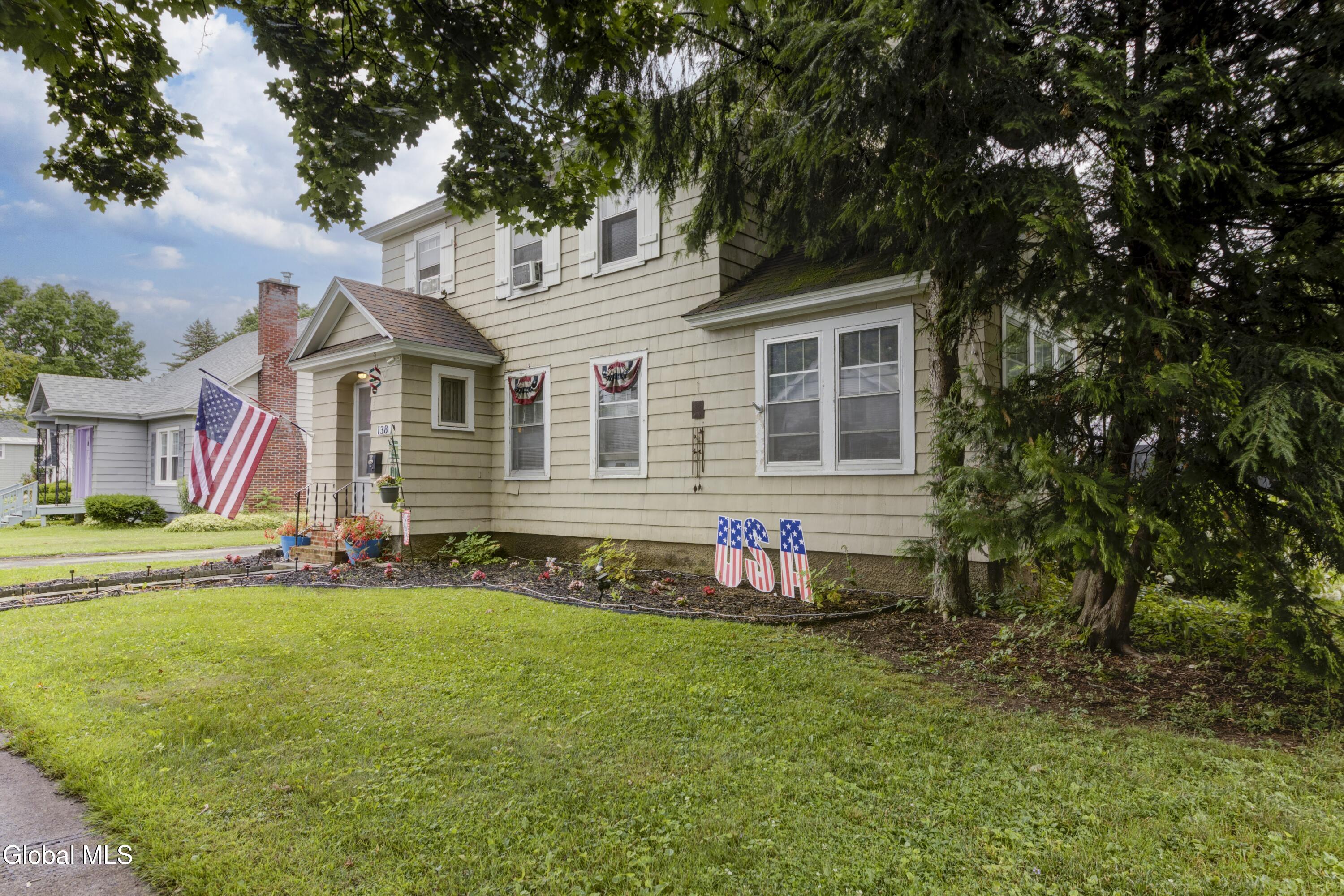 138 5th Avenue Gloversville NY 12078