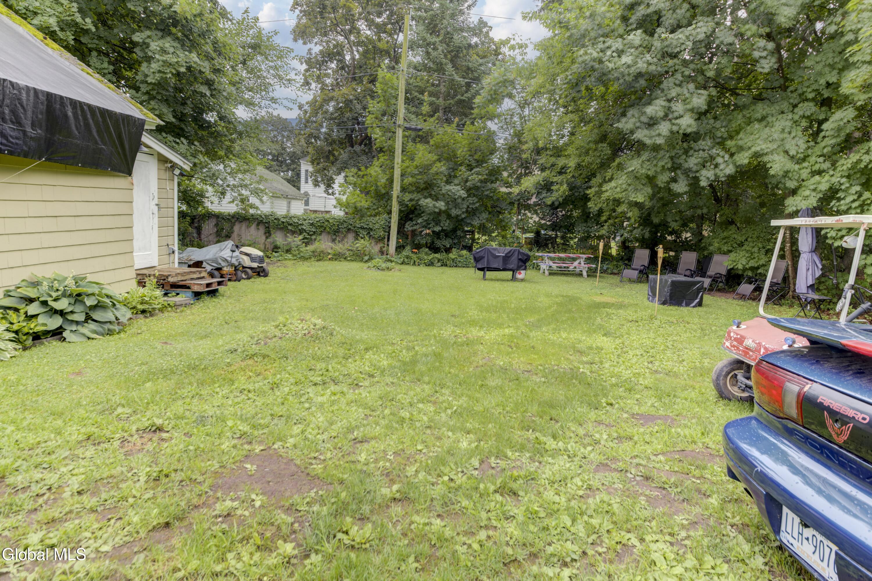 138 5th Avenue Gloversville NY 12078