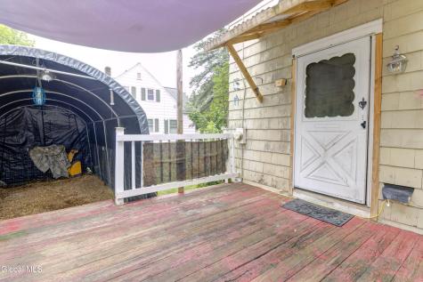 138 5th Avenue Gloversville NY 12078