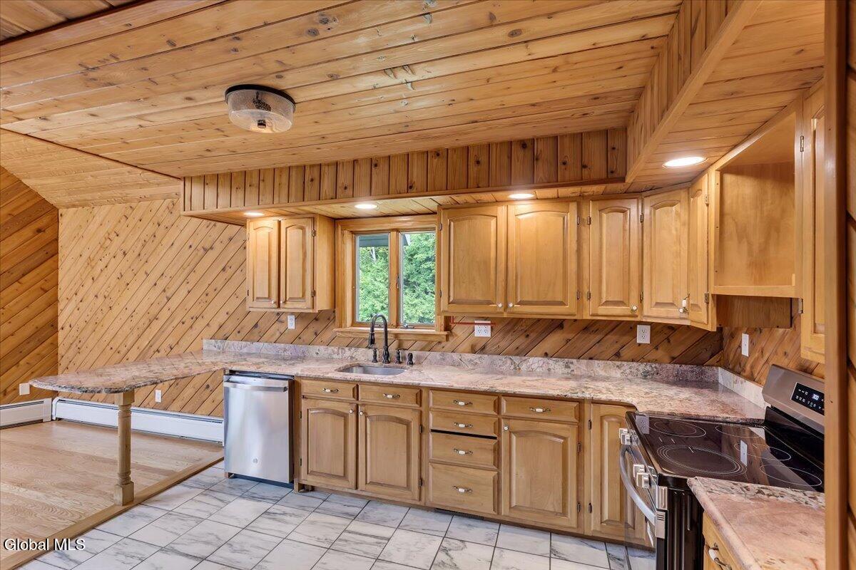 200 Wicked Hollow Way Hampton NY 12837