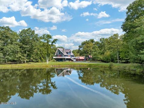 200 Wicked Hollow Way Hampton NY 12837